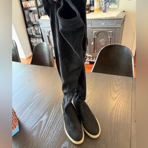 Black Over-the-Knee Boots